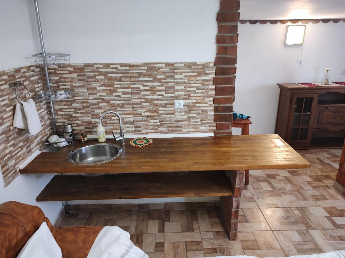 La Tataia Zahei Hotel Dragus Kültér fotó