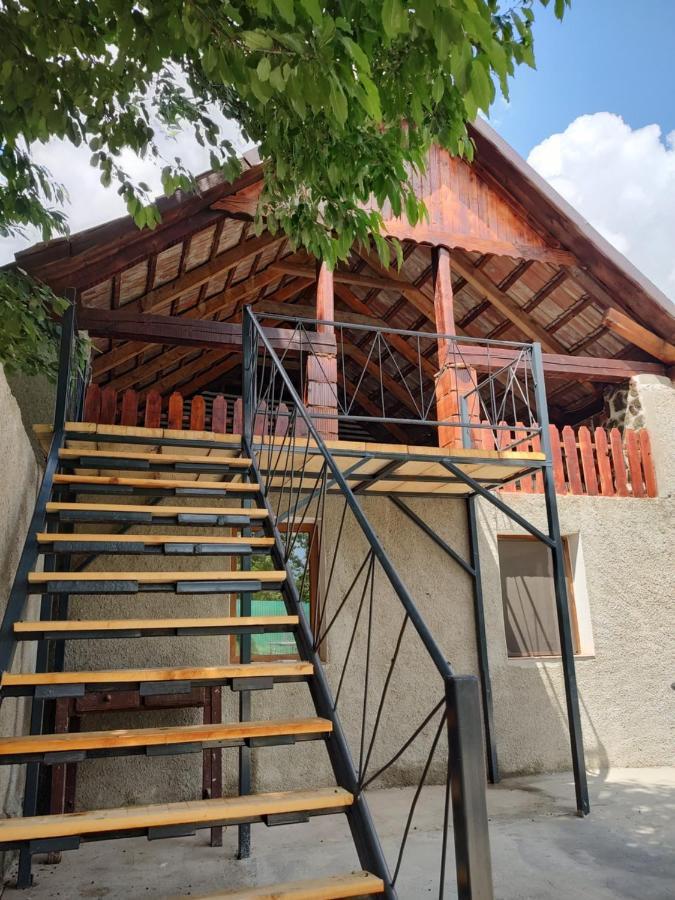 La Tataia Zahei Hotel Dragus Kültér fotó