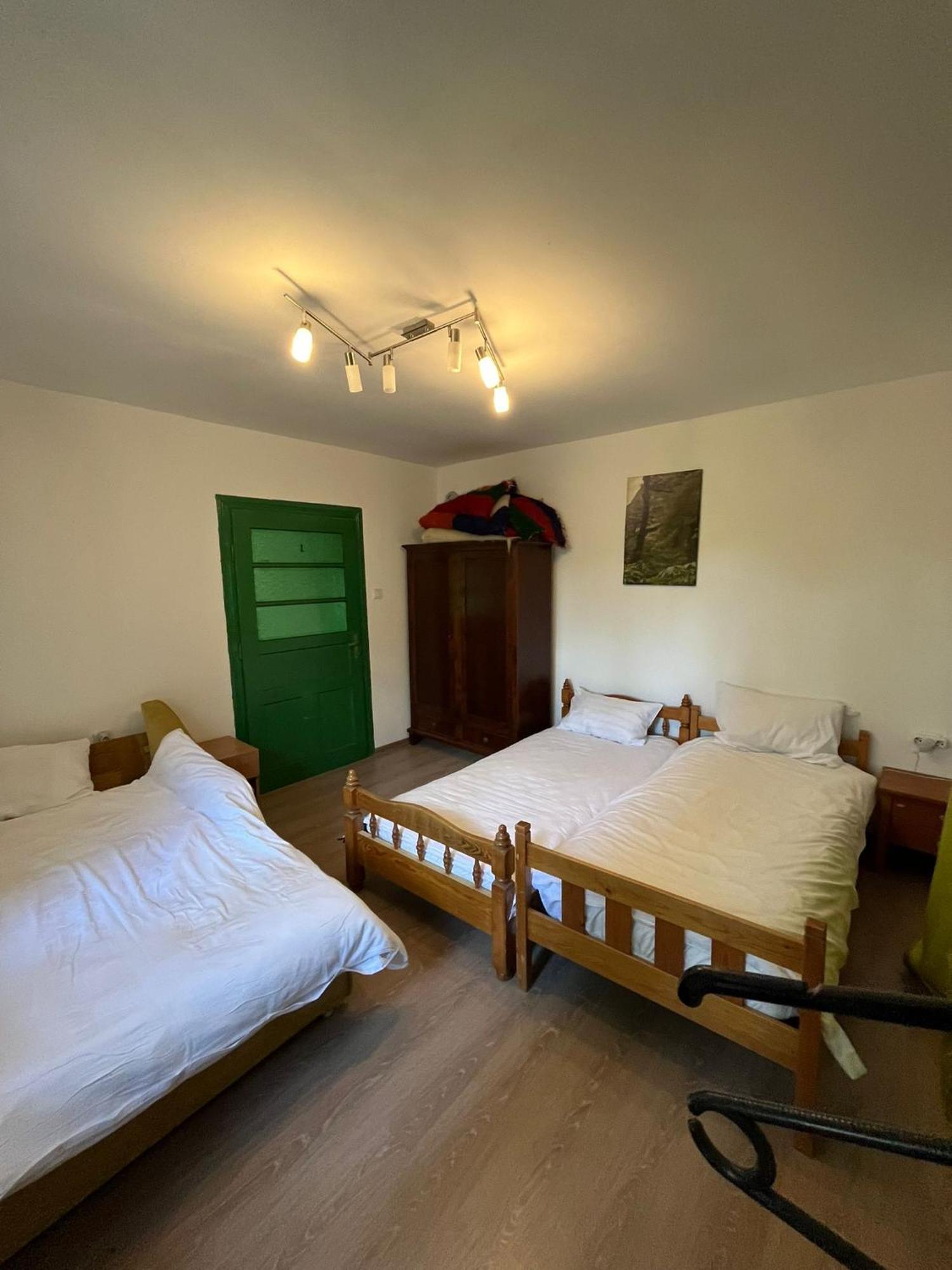 La Tataia Zahei Hotel Dragus Szoba fotó
